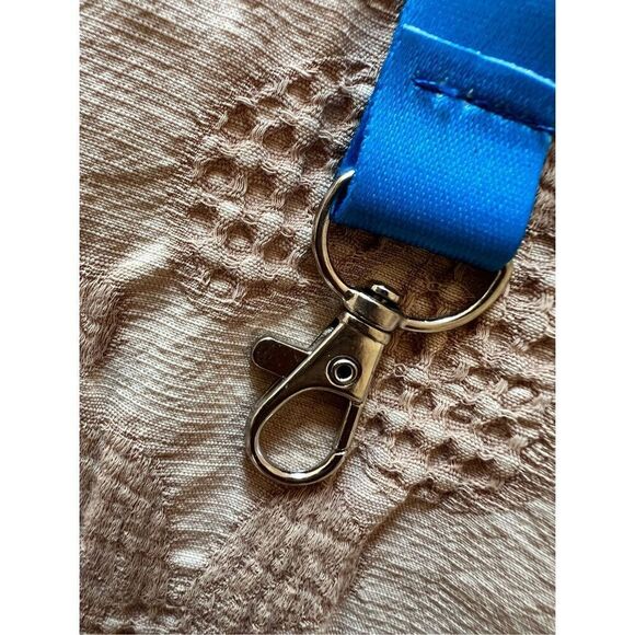 Official Guns N’ Roses Label Promo Lanyard Blue New and never Used slash axl - Picture 3 of 4